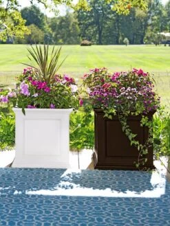 Fairfield Self-Watering Square Planter, 20” X 20” -Garden Serie Store 39618 3022 001E tif