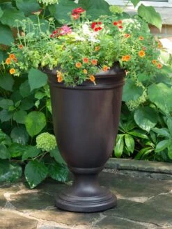 Ellington Self-Watering Urn Planter, 24" -Garden Serie Store 8600110 02V tif