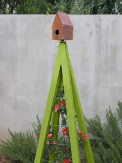 Bird Bungalow + Akoris Garden Tuteur Sr. -Garden Serie Store 8600538 05v bird bungallow akoris garden tuteur leaf green