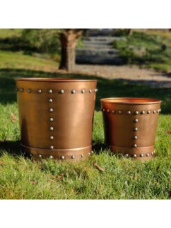 Riveted Planters, Set Of 2 -Garden Serie Store 8610032 05v