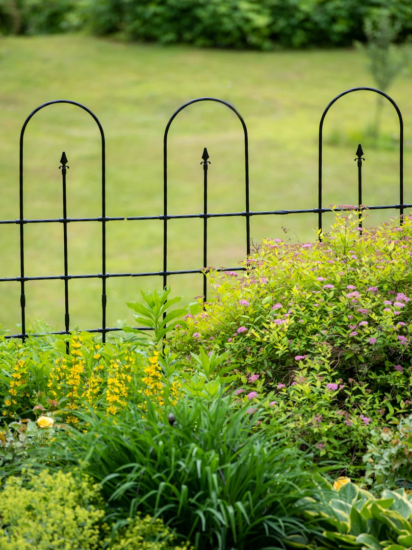 Carlisle Garden Border Panel 3 Carlisle Garden Border Panel - Image 2