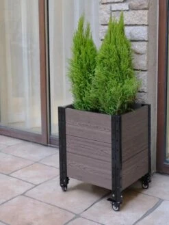 Mobile Deep Root Corner Planter